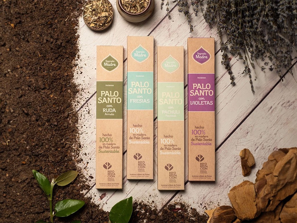 SAHUMERIO SAGRADA MADRE PALO SANTO CON VS AROMAS